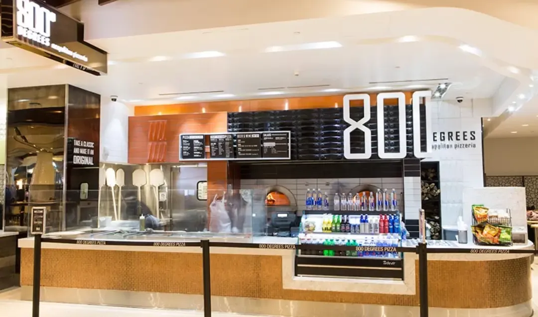 800 Degree Pizza